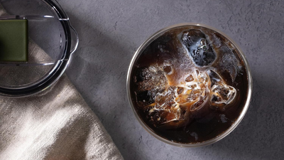 6 Tips: How to Prevent Coffee and Tea from Staining Your Teeth