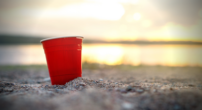 4 Reasons to Ditch Plastics Cups at Your Next Party
