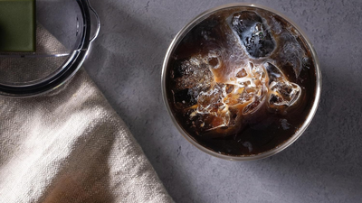 How to Make Perfect Iced Lattes From Home
